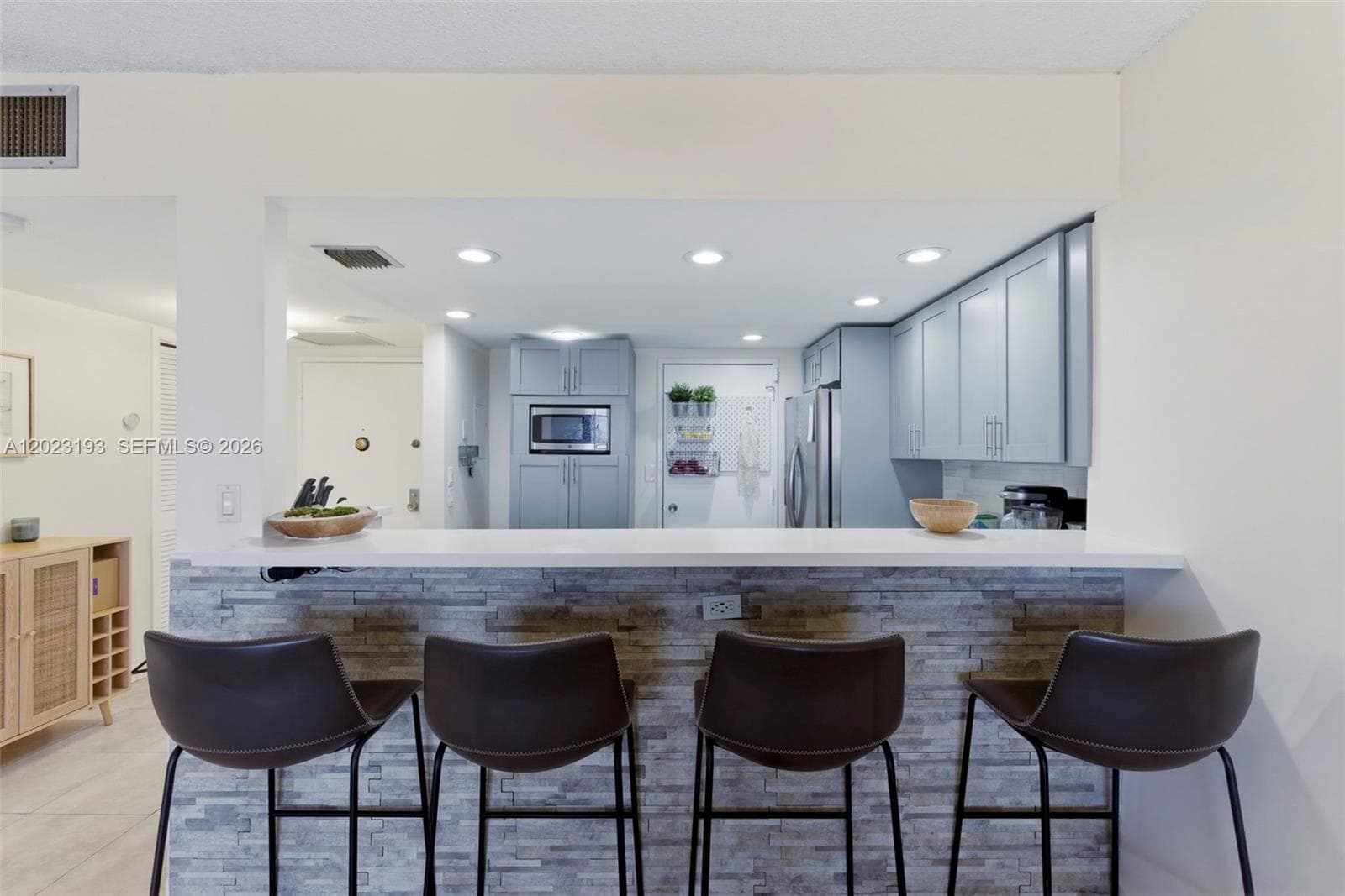 500 Three Islands Blvd 1008 photo 12