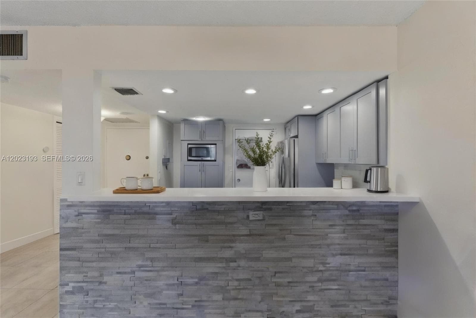 500 Three Islands Blvd 1008 photo 11