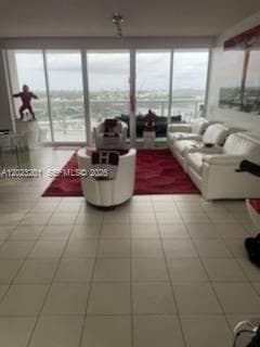 6301 Collins Ave 1206 photo 3