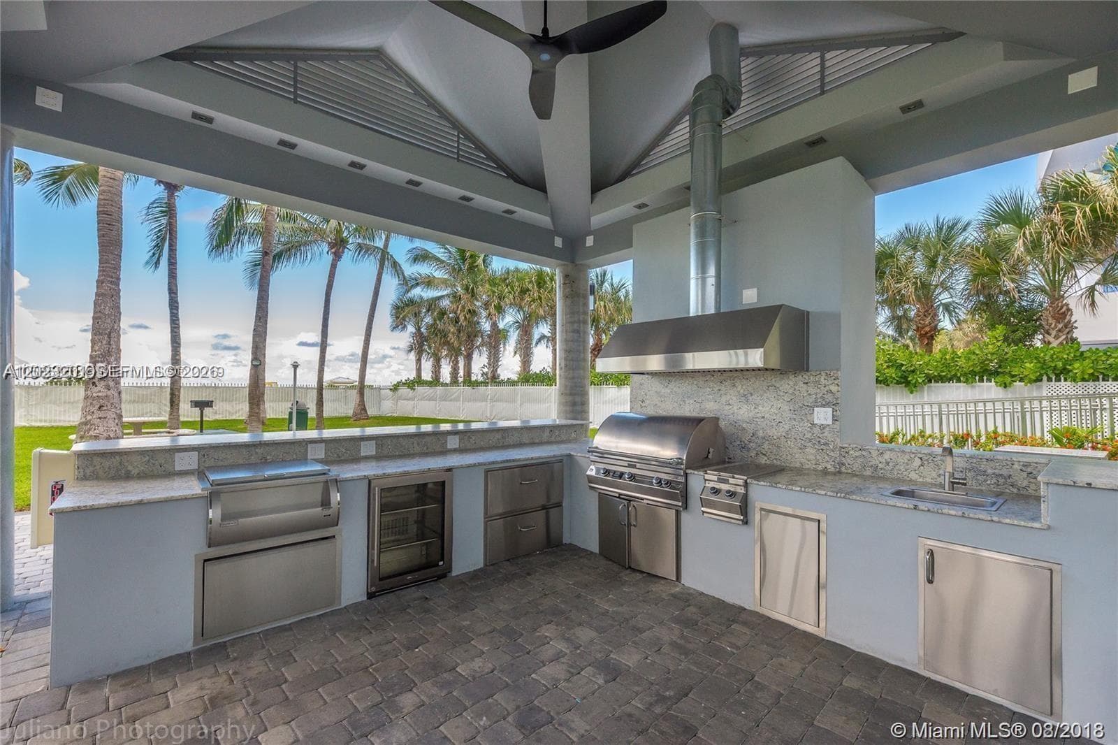 6301 Collins Ave 1206 photo 10