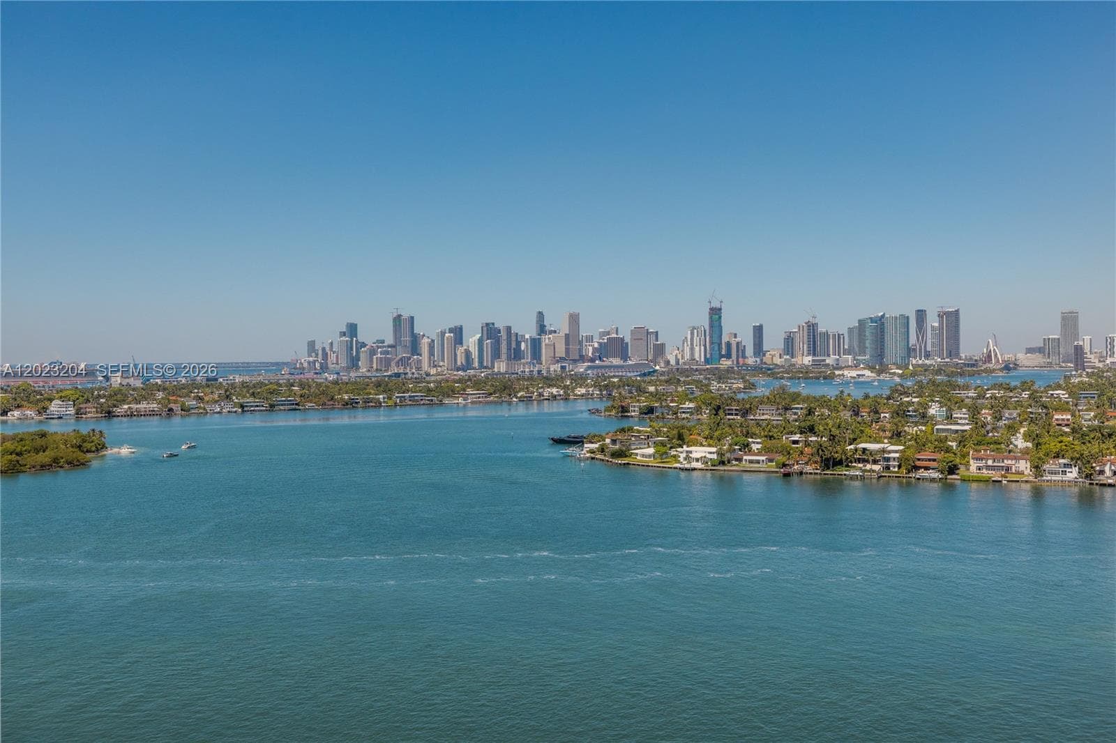 9 Island Ave 2115 photo 6