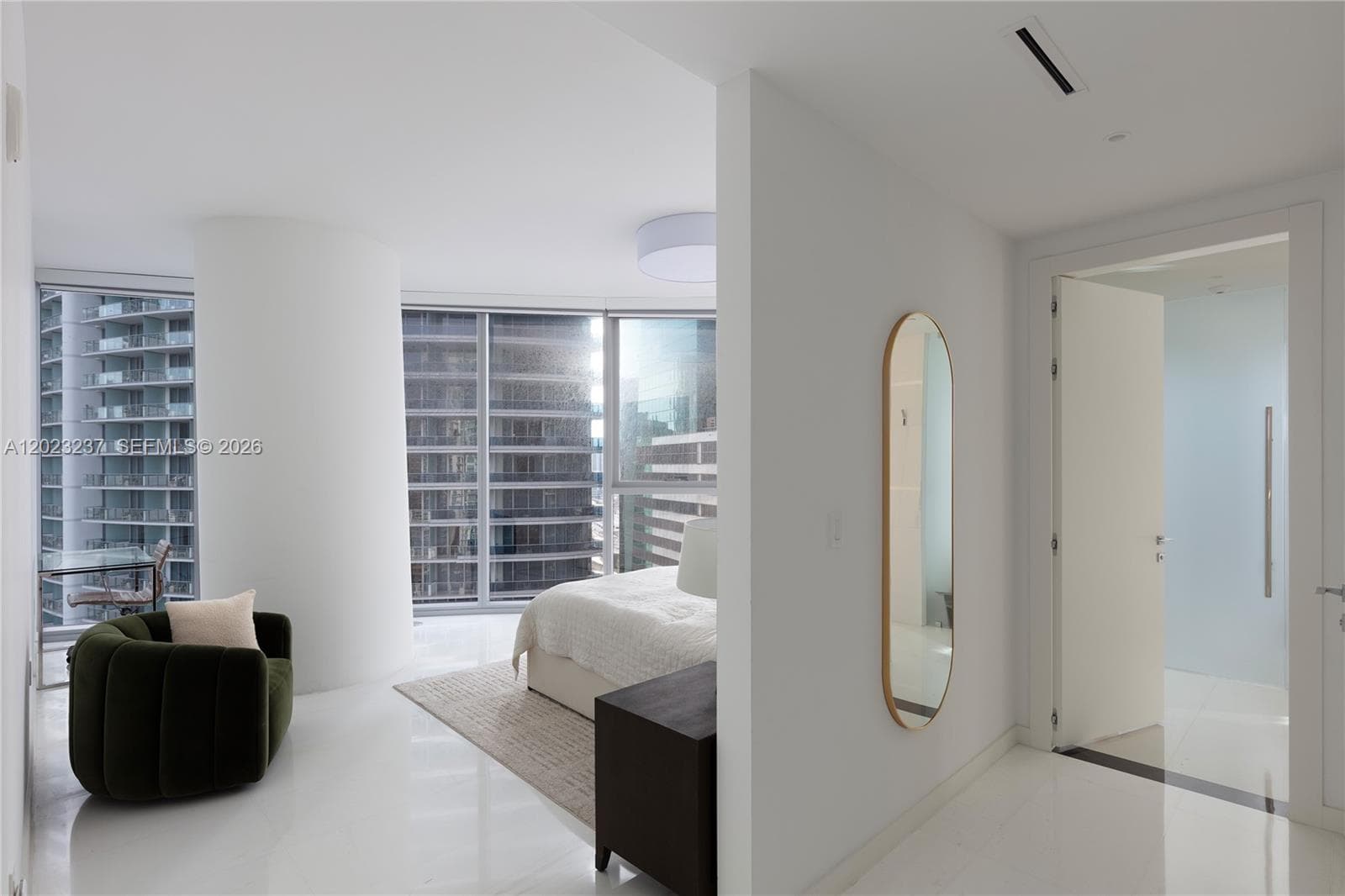 300 S Biscayne Blvd Way 2107 photo 5