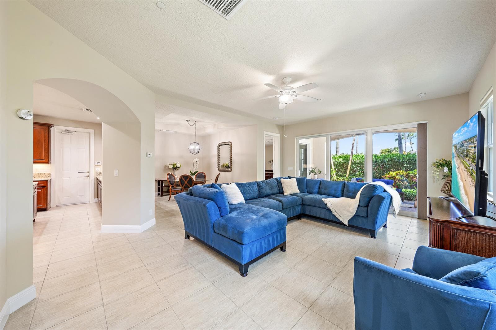 13501 Treasure Cove Circle photo 10