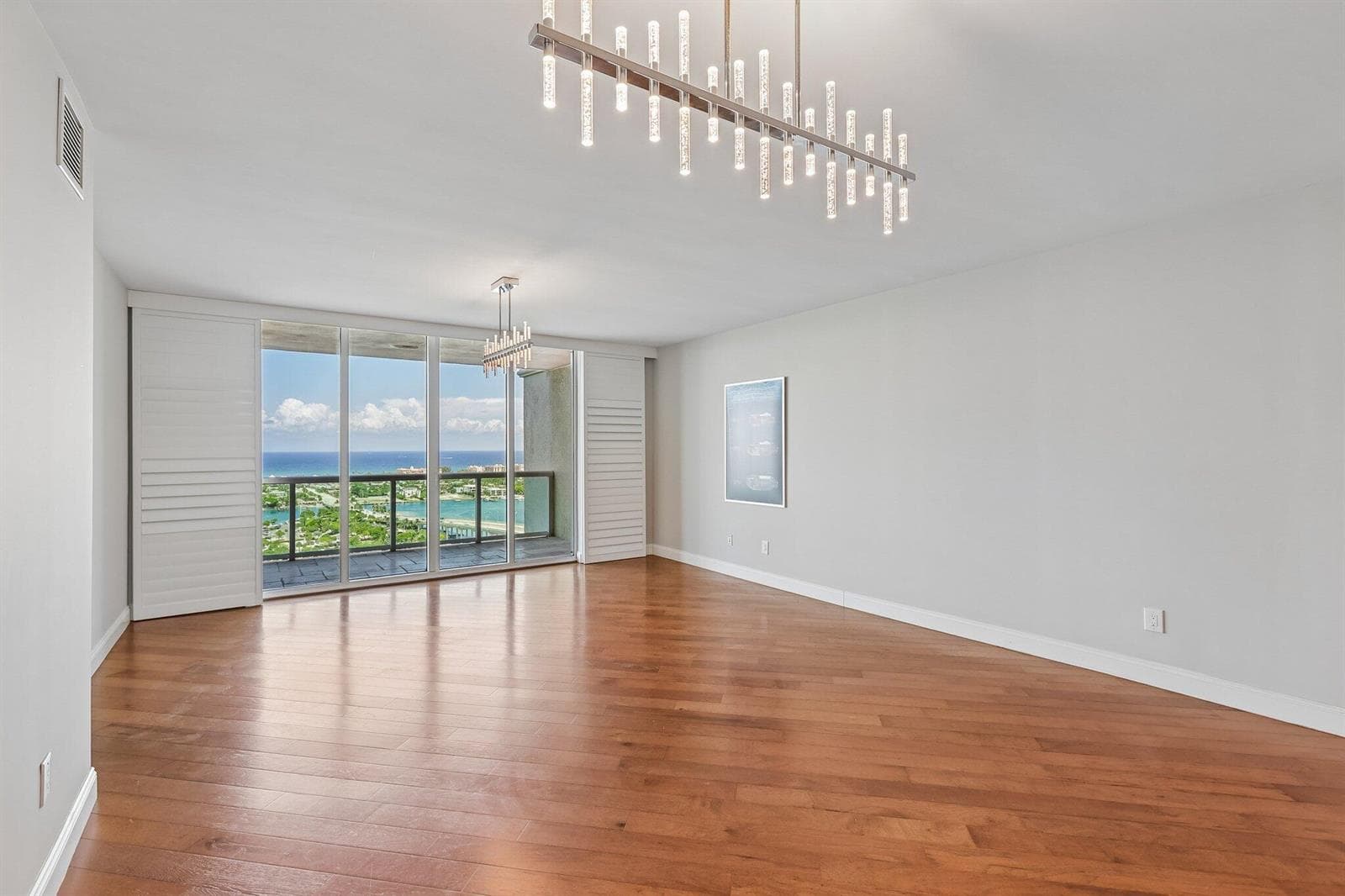 2640 Lake Shore Drive 2508 photo 12