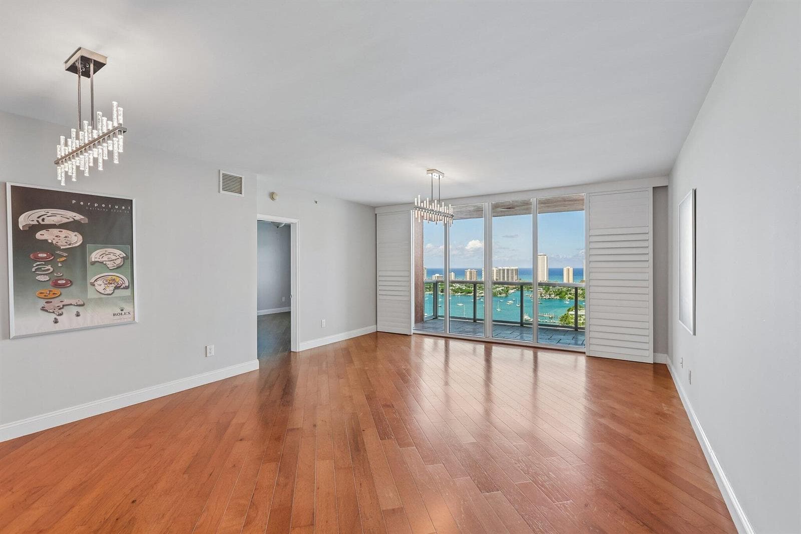 2640 Lake Shore Drive 2508 photo 11