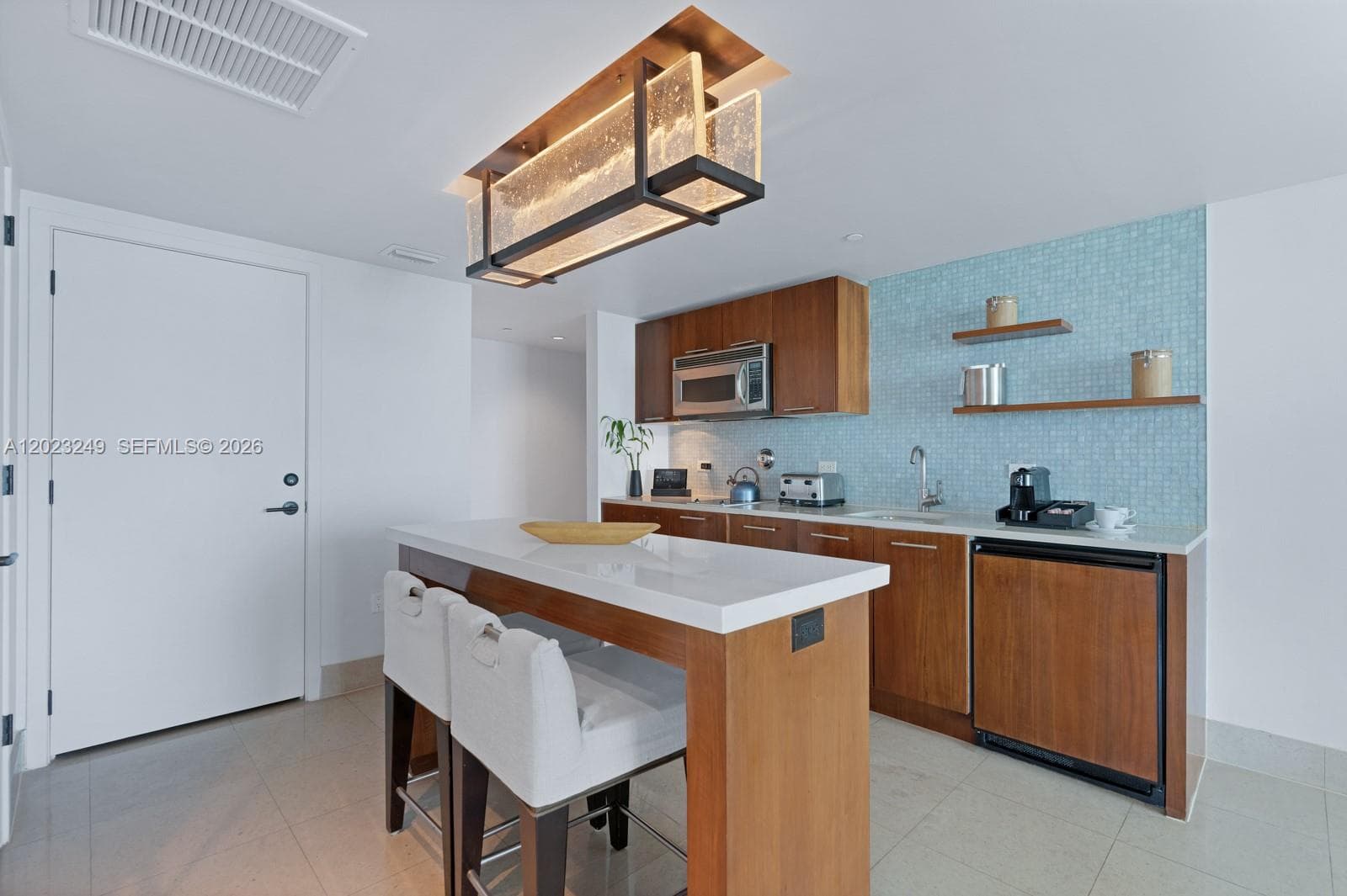 6801 Collins Ave 705 (Door 722) photo 17