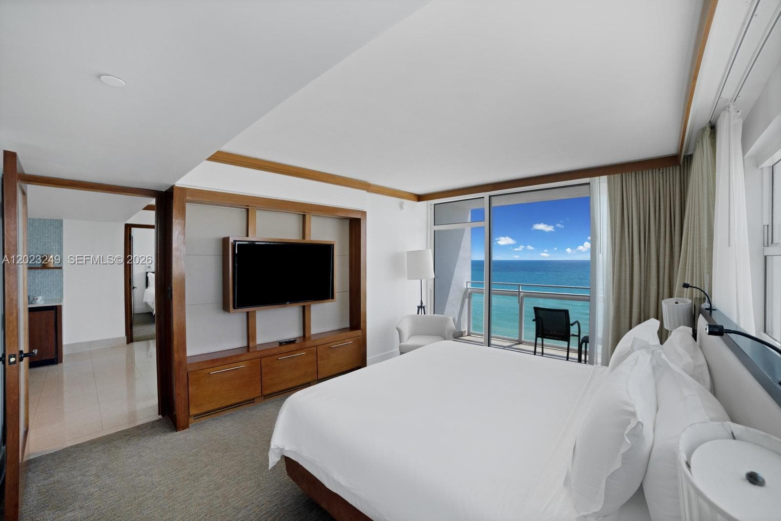 6801 Collins Ave 705 (Door 722) photo 16