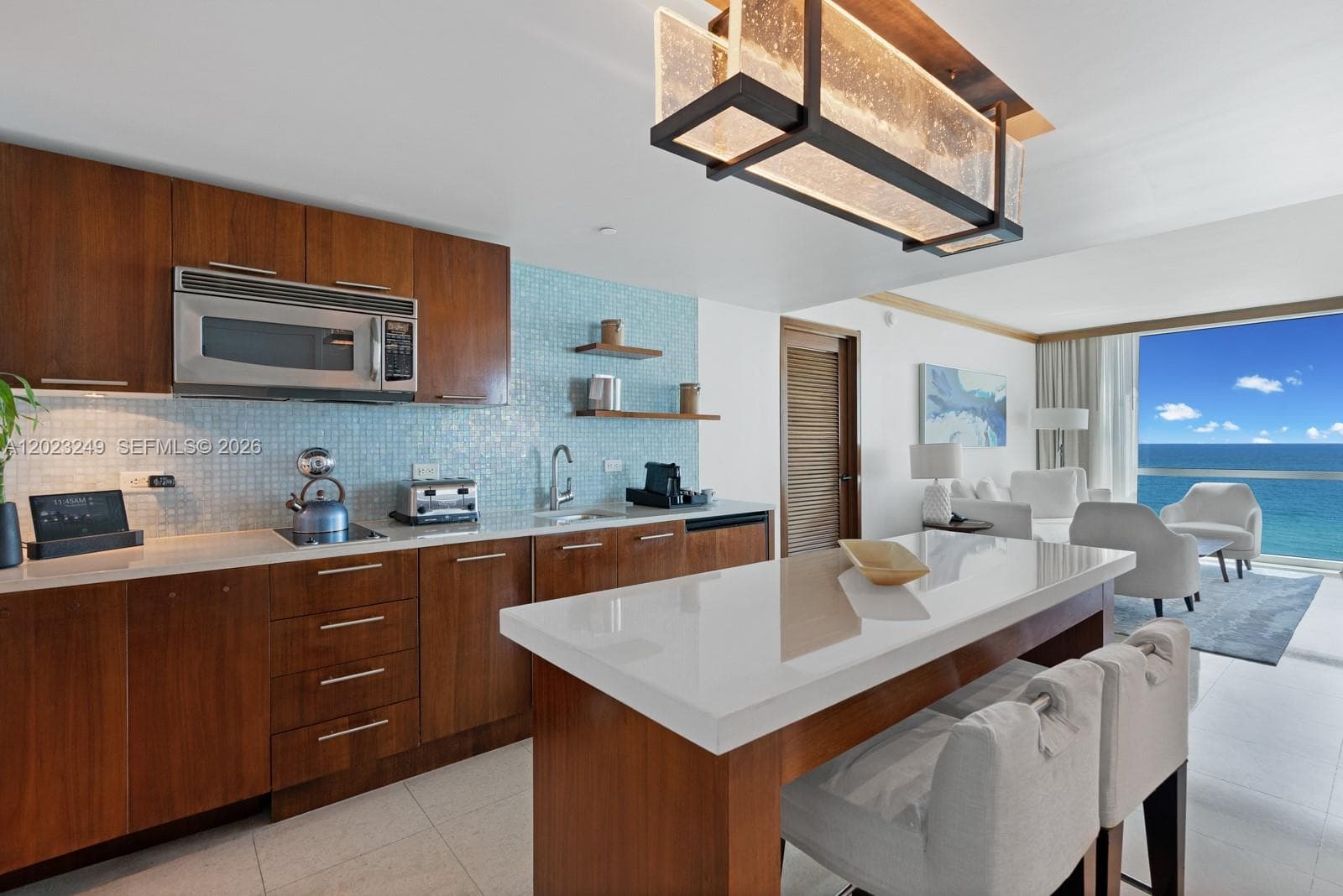 6801 Collins Ave 705 (Door 722) photo 4