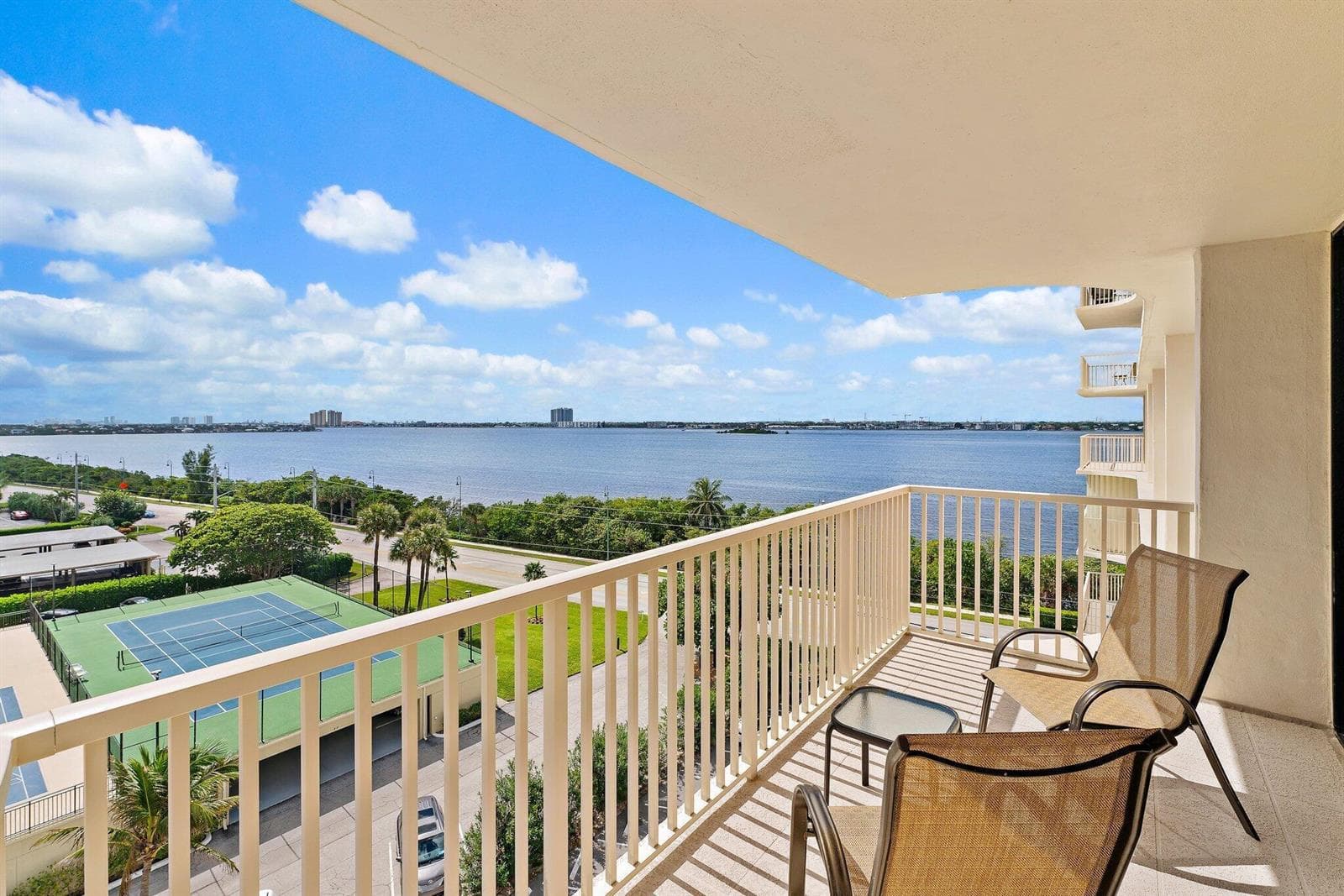 5480 N Ocean Drive B6b photo 2