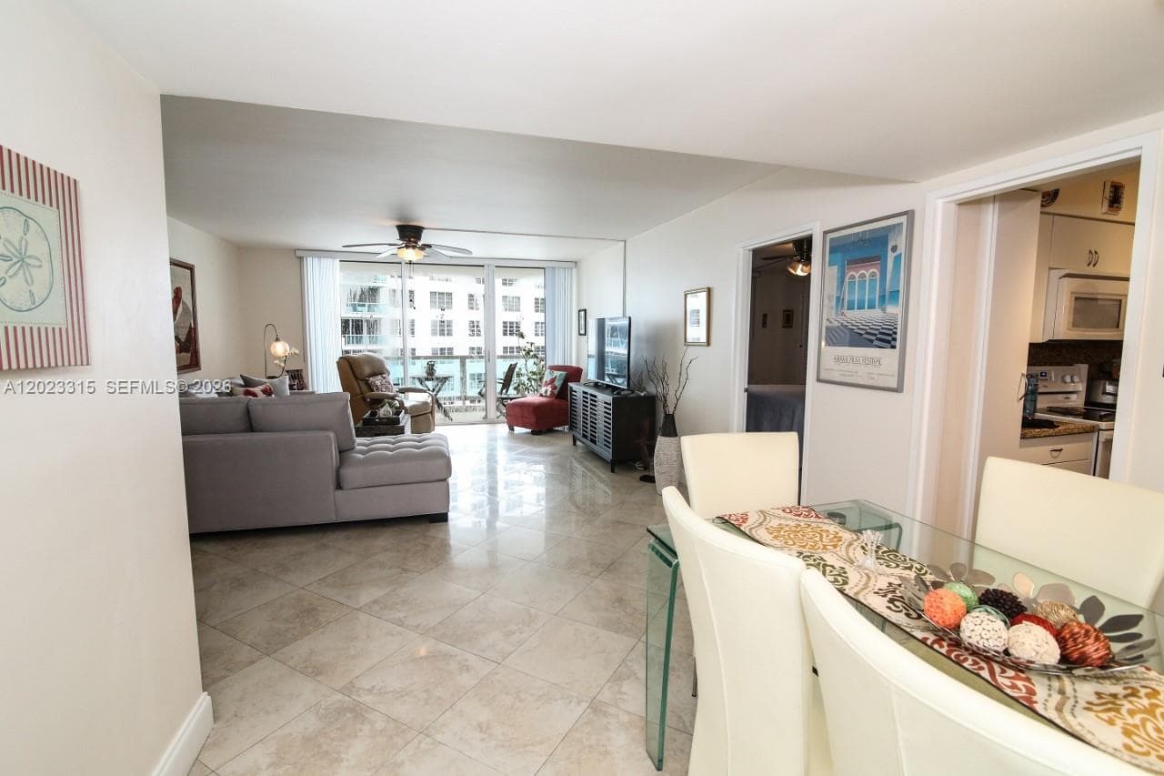 5151 Collins Ave 827 photo 6