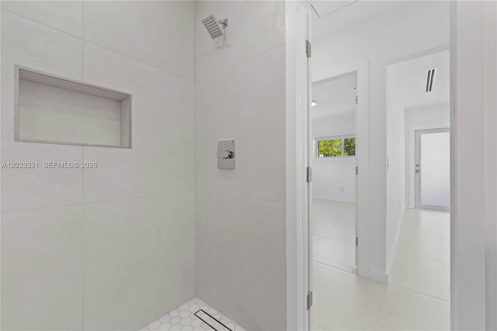 13185 Emerald Dr 2 photo 12
