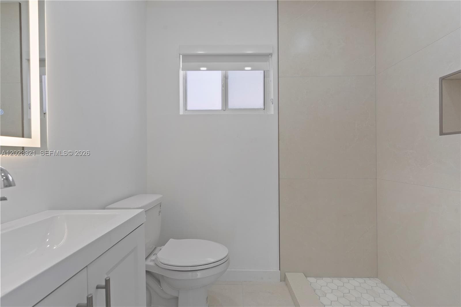 13185 Emerald Dr 2 photo 10