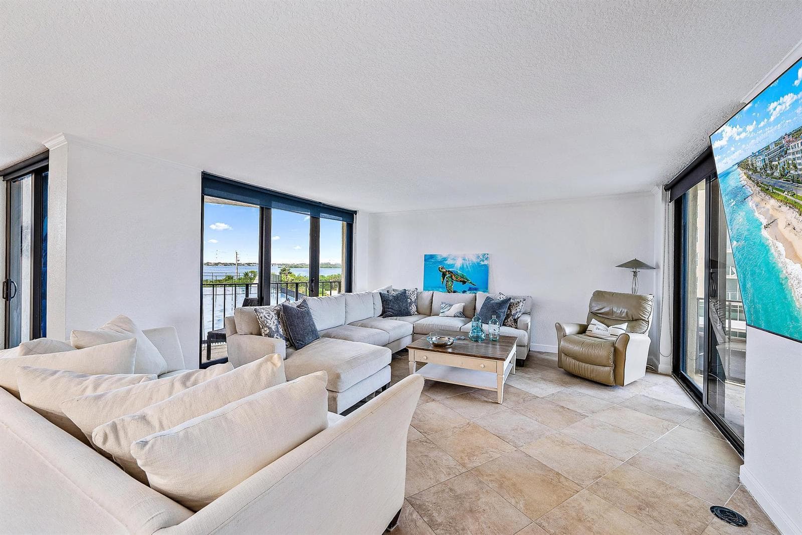 5420 N Ocean Drive 305 photo 6