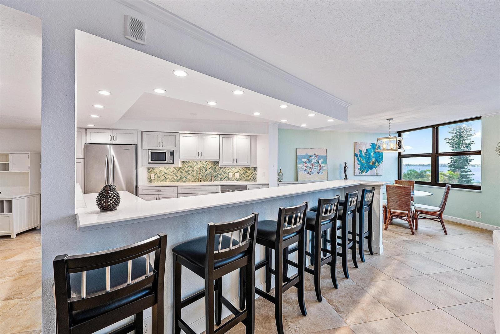 5420 N Ocean Drive 305 photo 7