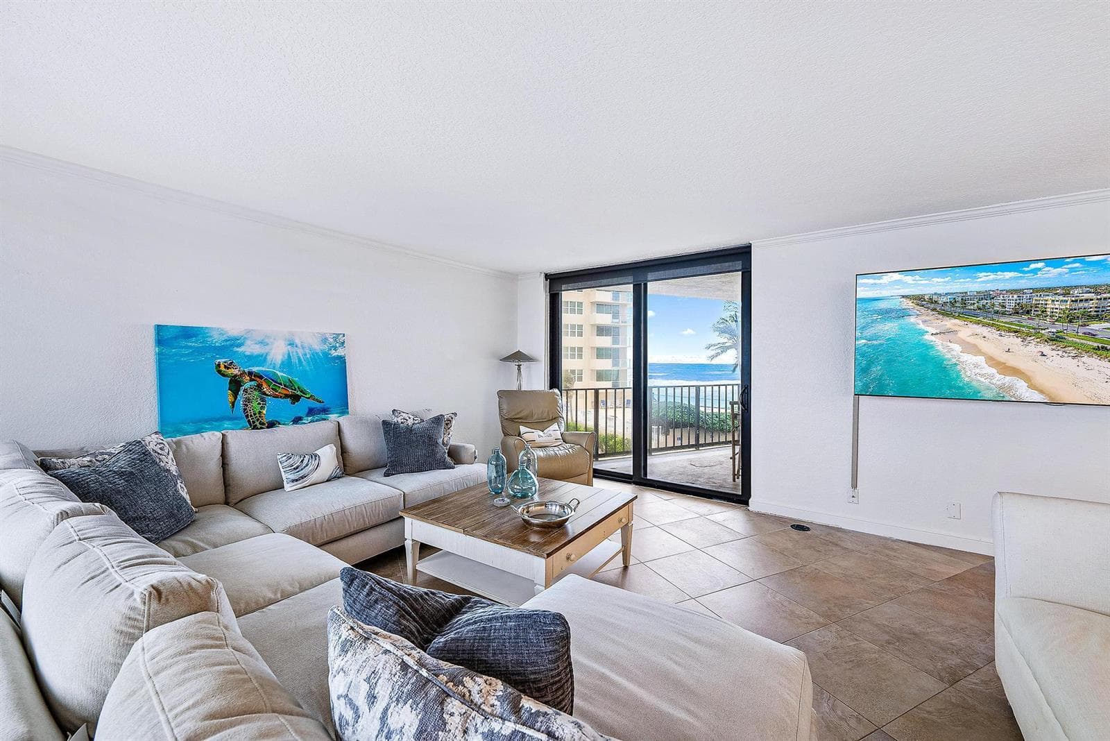 5420 N Ocean Drive 305 photo 5