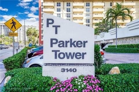 3140 Ocean Dr 1210 photo 2