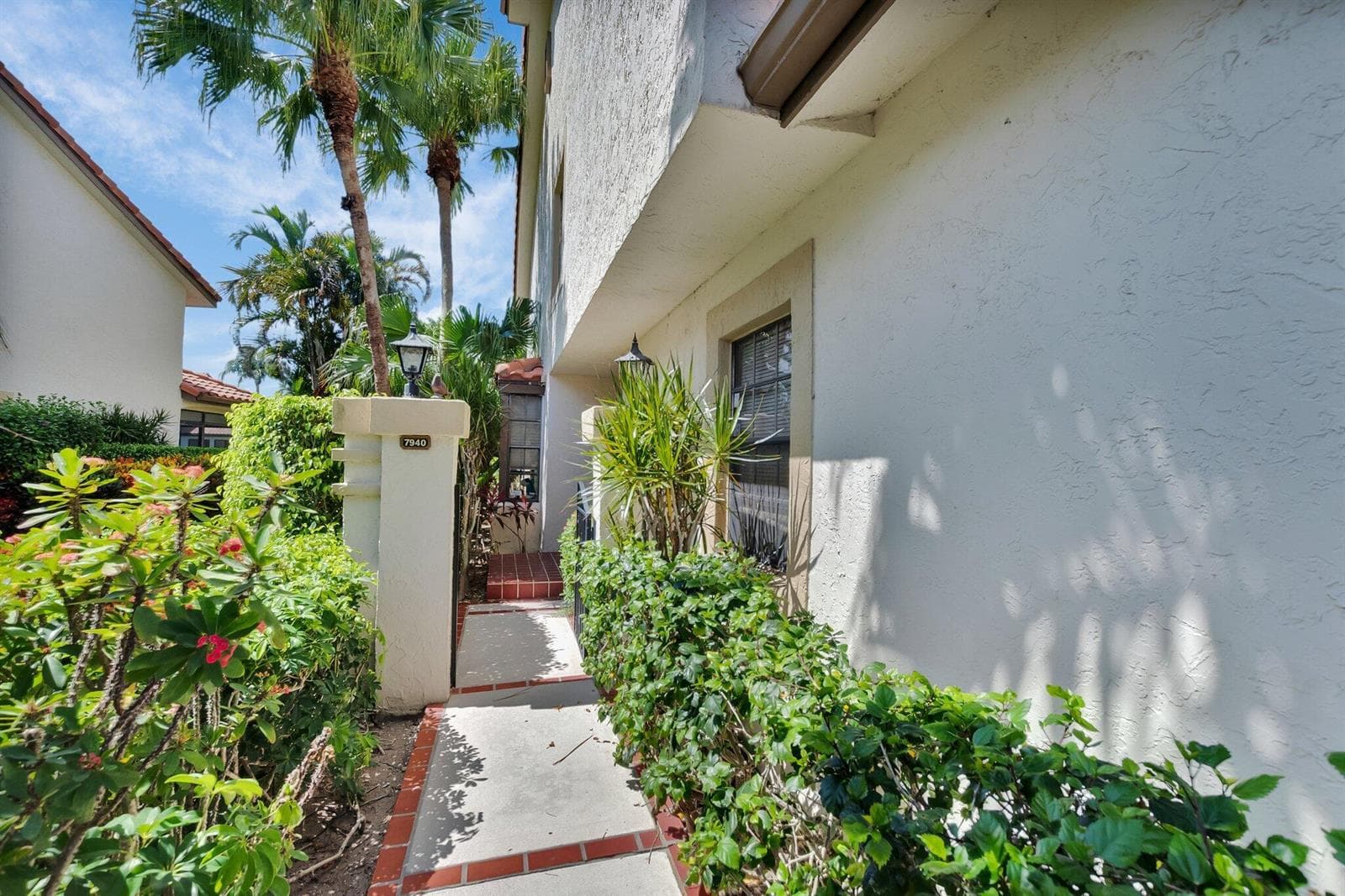 7940 La Mirada Drive photo 3