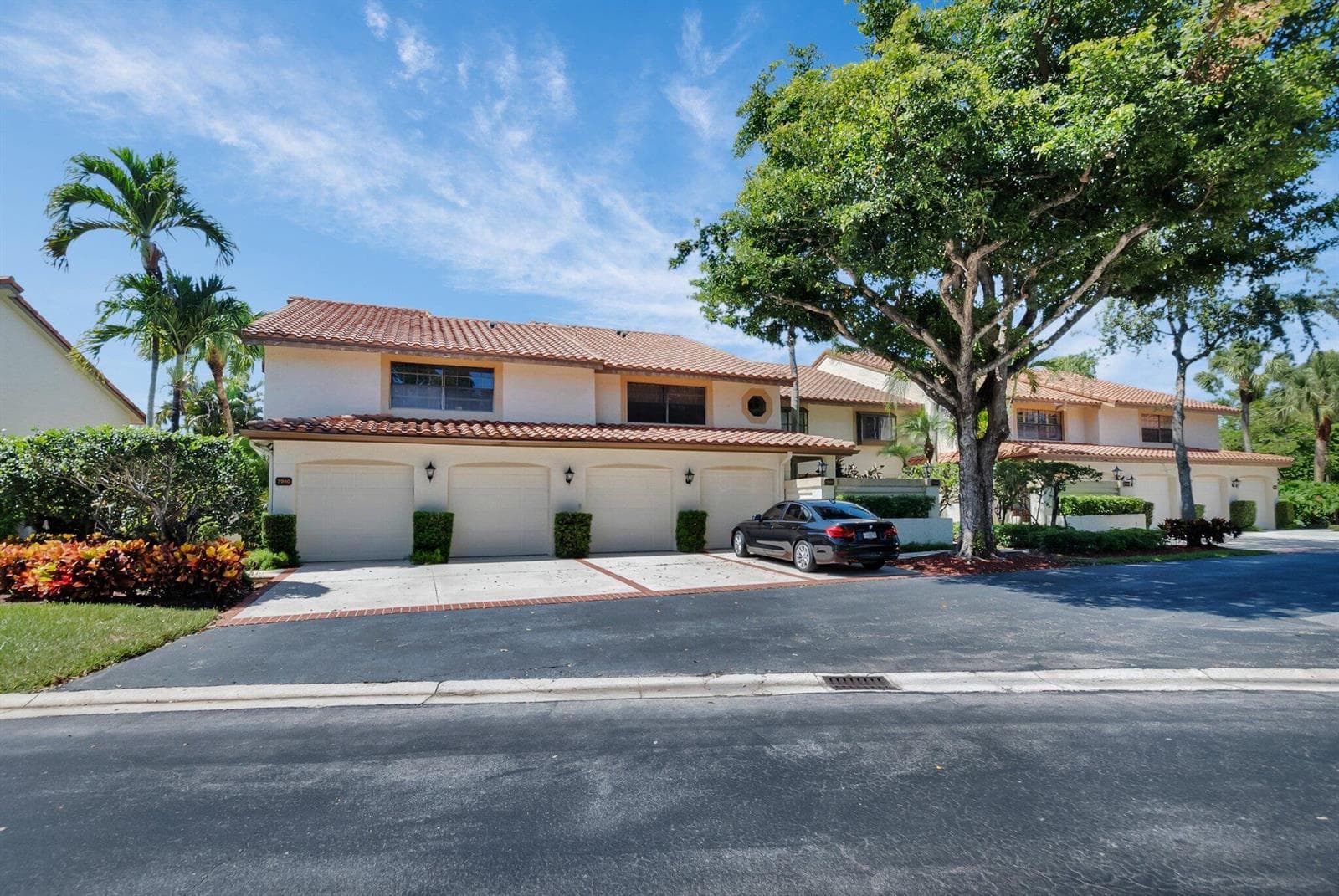 7940 La Mirada Drive photo 1