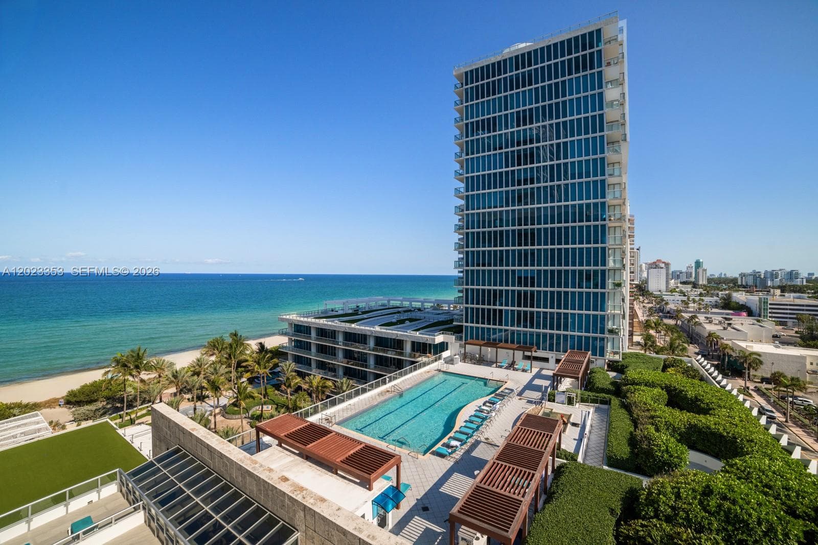 6801 Collins Ave 714 (Door 704) photo 23