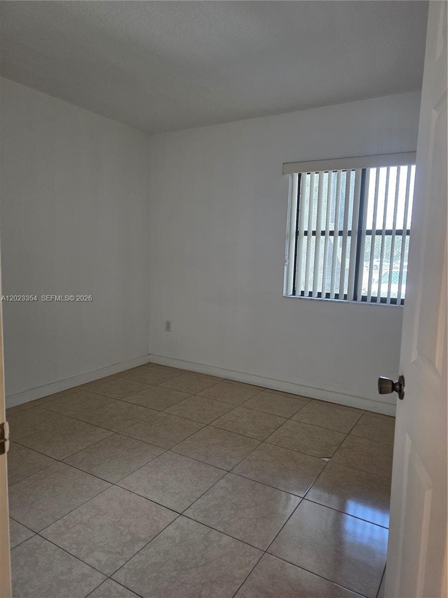 22901 SW 88th Pl 102 photo 13
