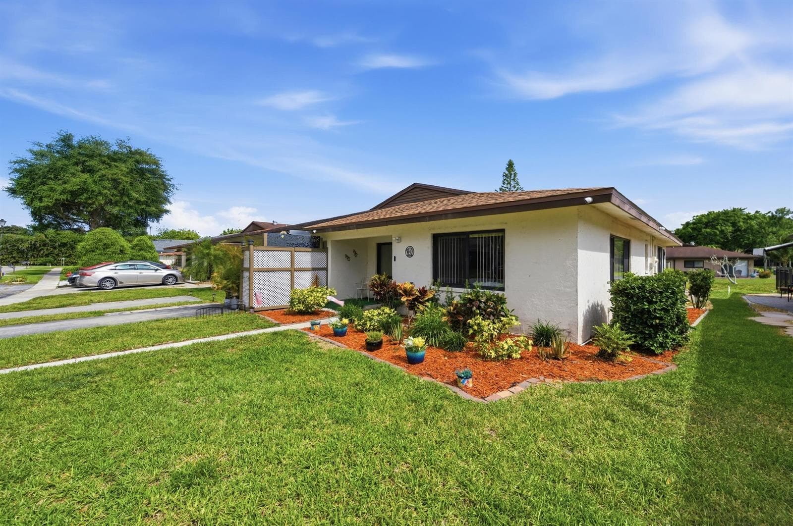 10222 Pine Drive photo 2