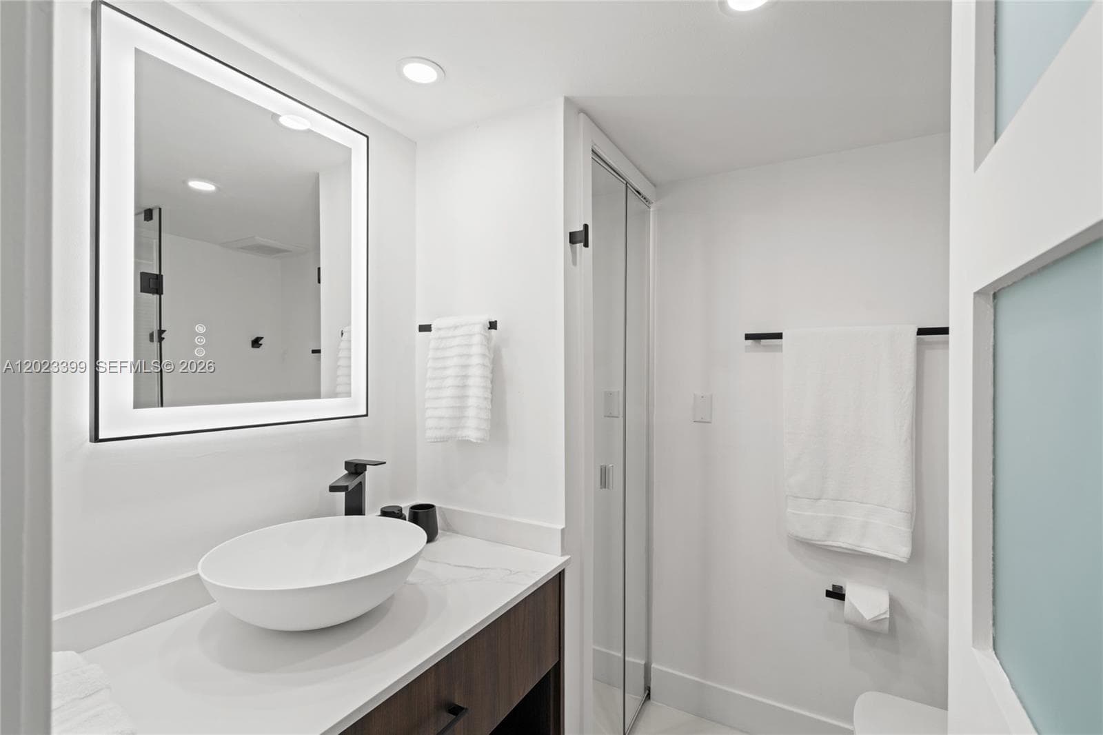 5701 Collins Ave 503 photo 22