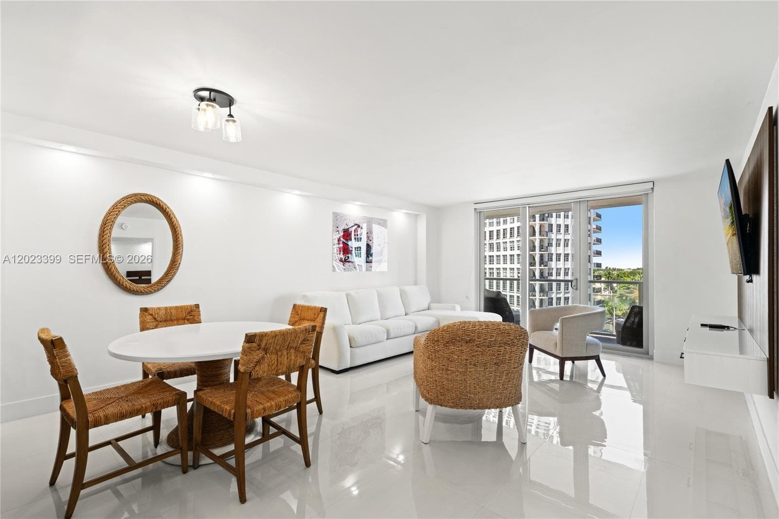 5701 Collins Ave 503 photo 3