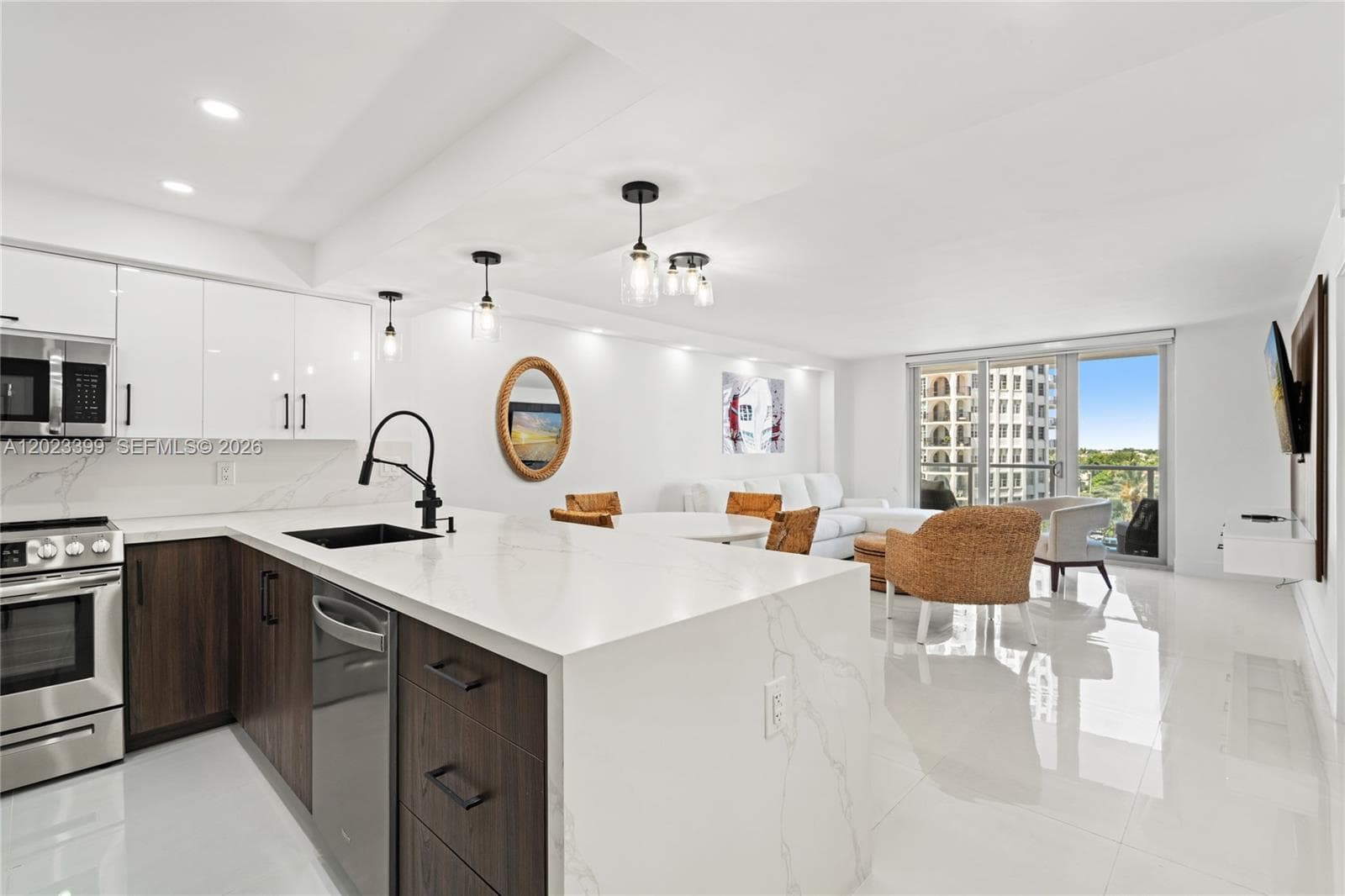 5701 Collins Ave 503 photo 1