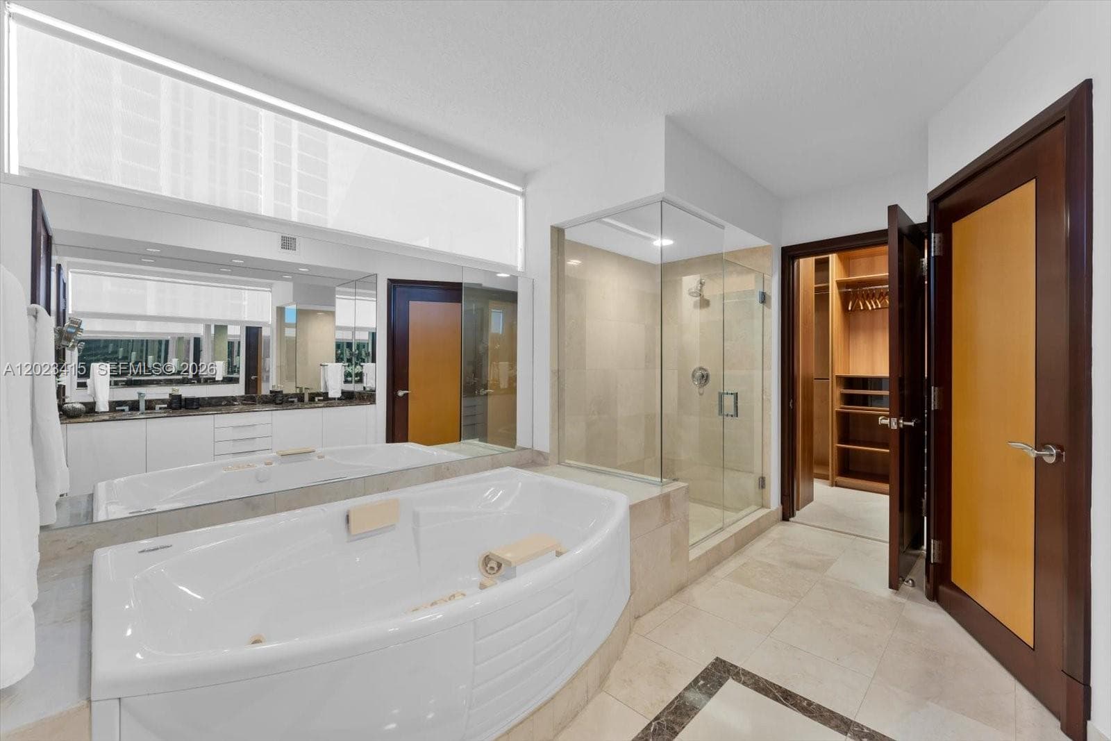 17555 Collins Ave 3204 photo 19