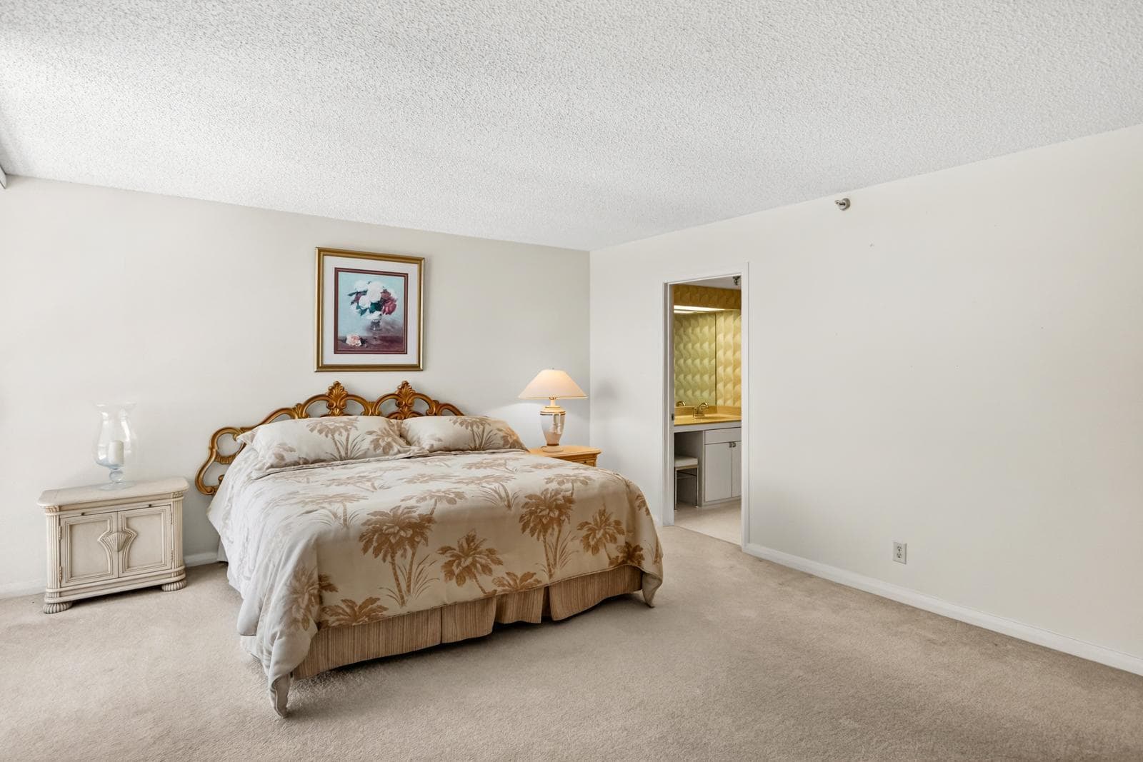 115 Lakeshore Drive 1549 photo 20