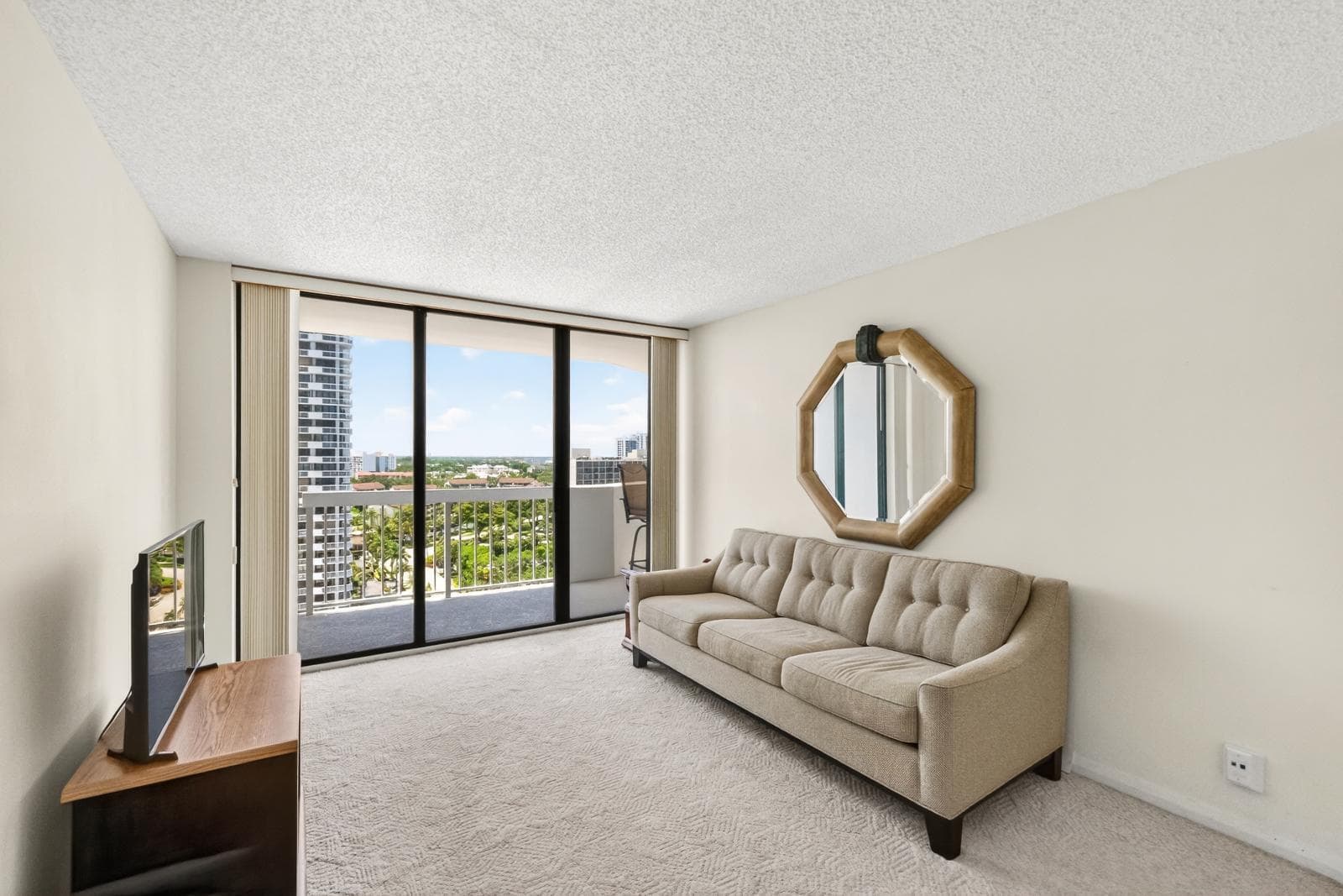 115 Lakeshore Drive 1549 photo 25