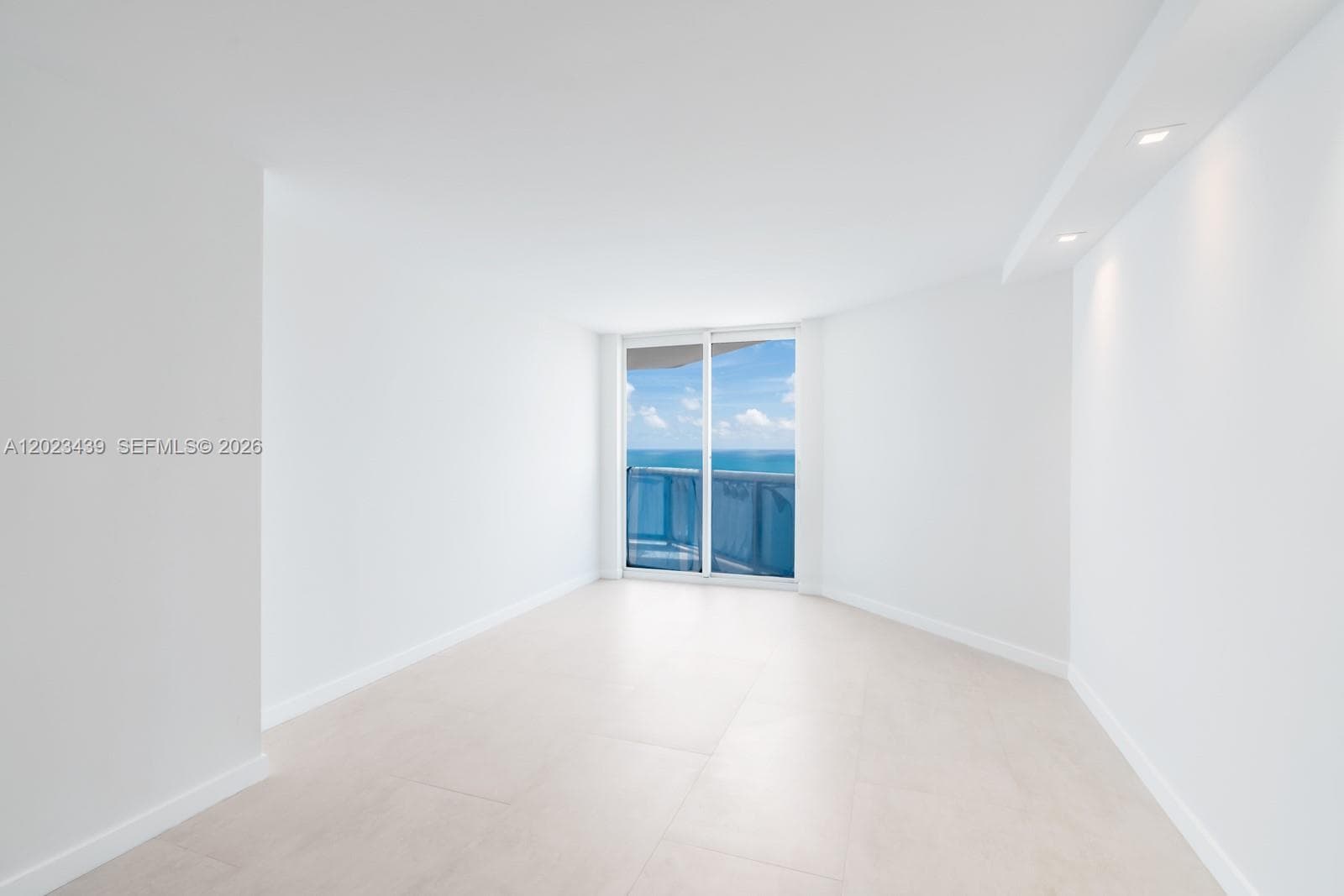 6301 Collins Ave 2502 photo 12