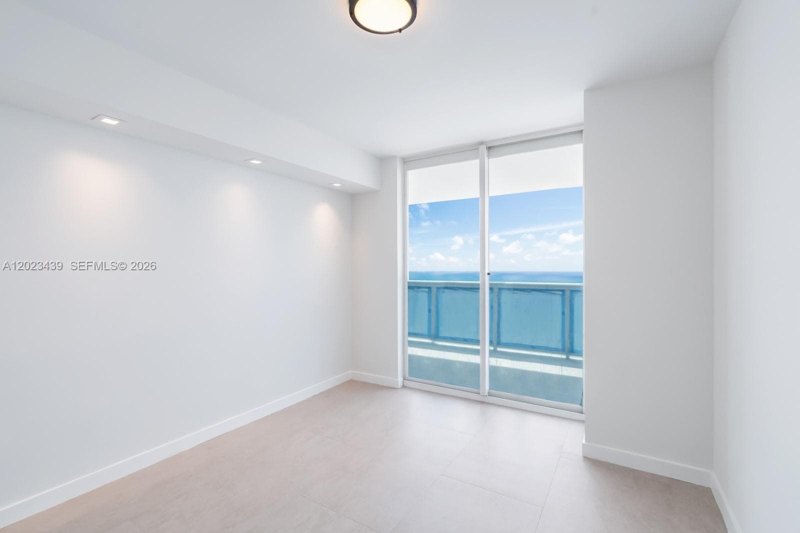6301 Collins Ave 2502 photo 10