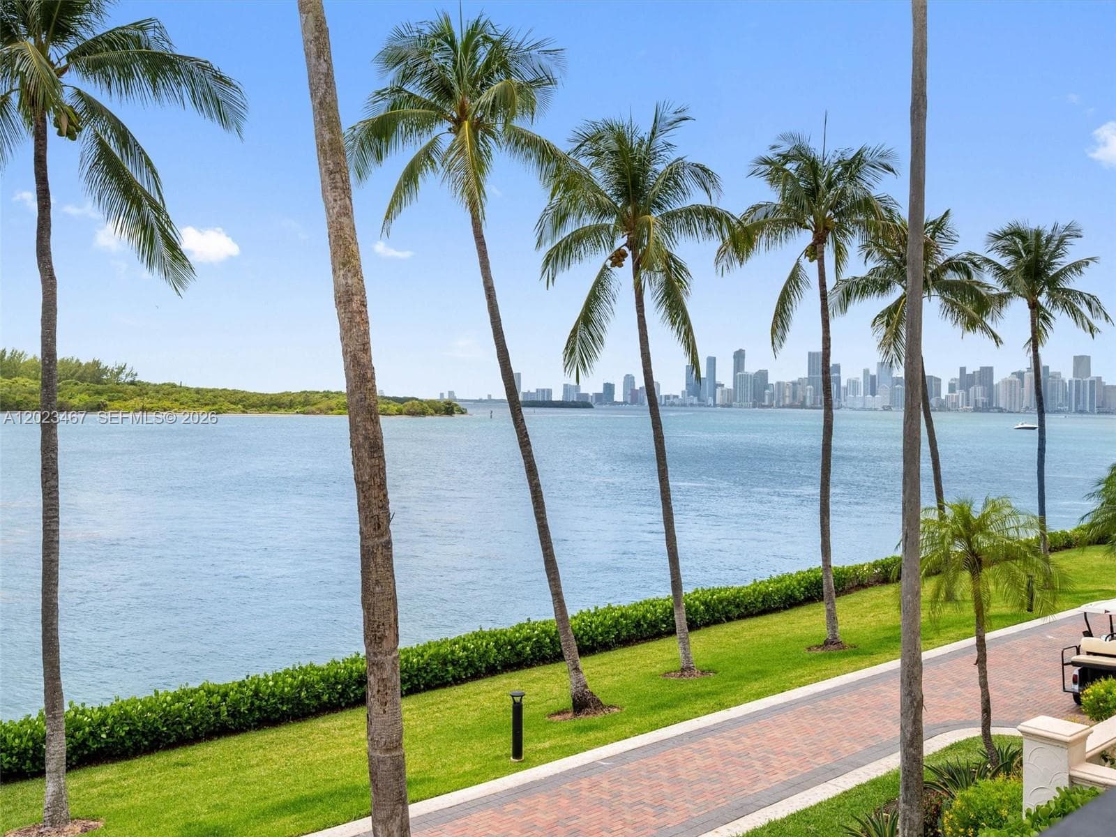 2425 Fisher Island Dr 5205 photo 1