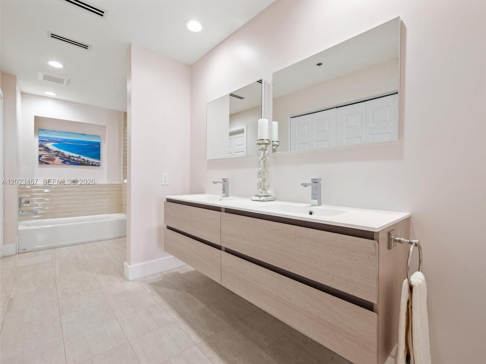 2425 Fisher Island Dr 5205 photo 20