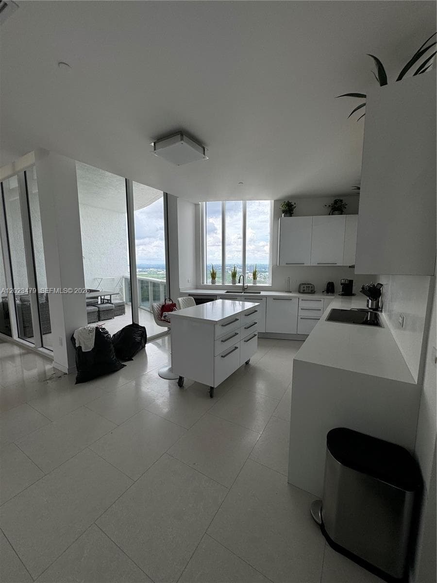 16001 Collins Ave 4006 photo 16