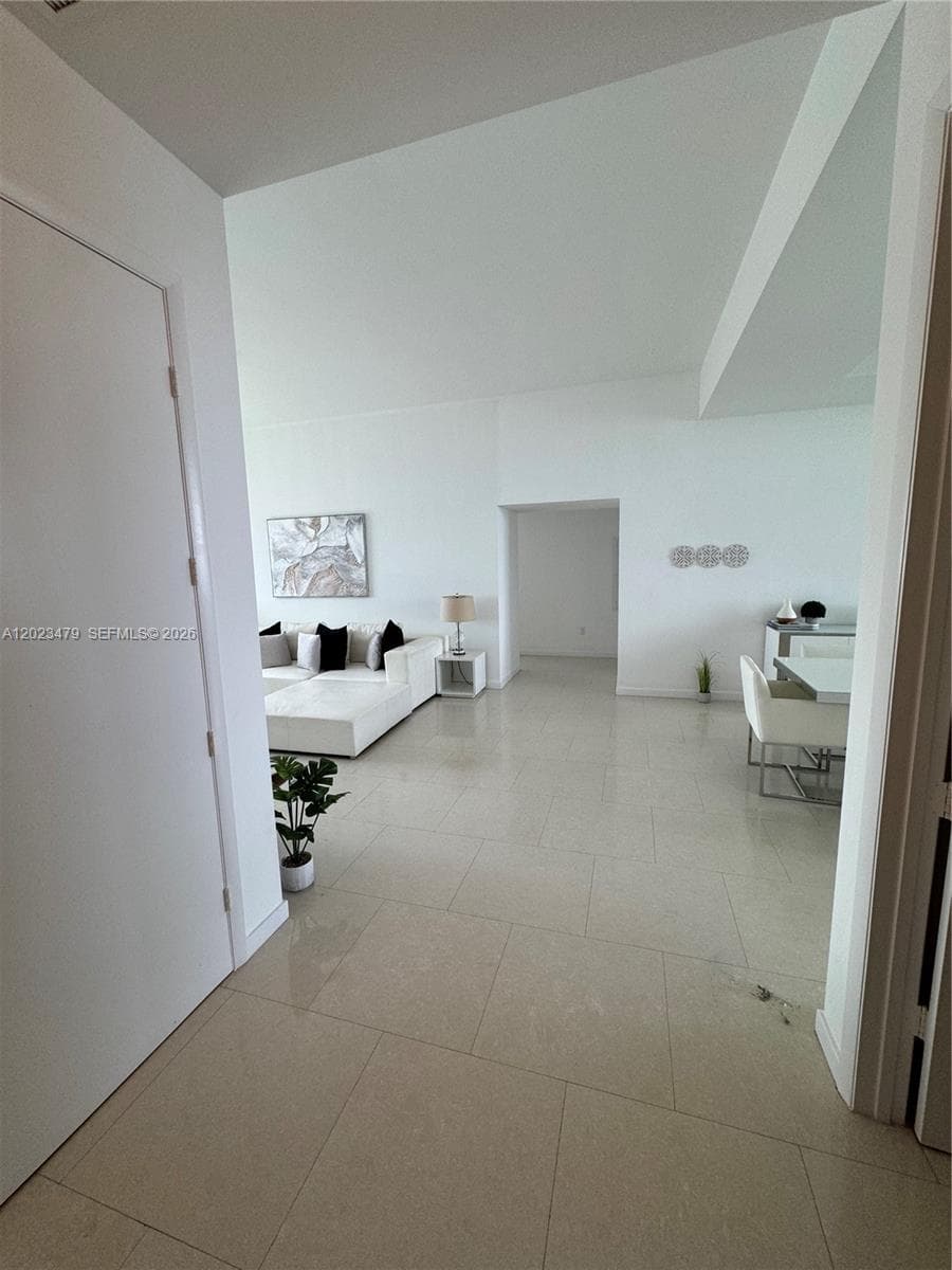 16001 Collins Ave 4006 photo 3