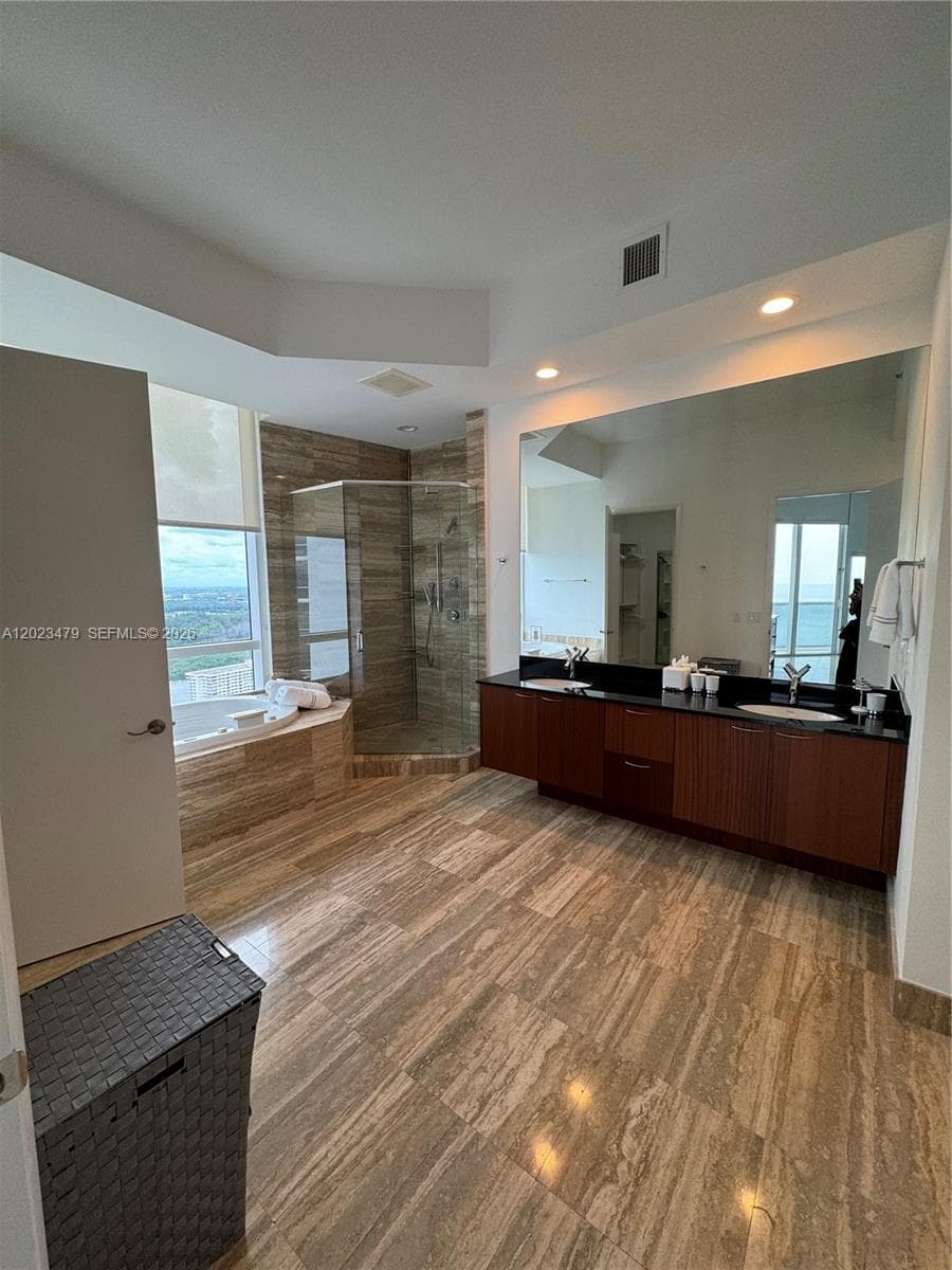16001 Collins Ave 4006 photo 15