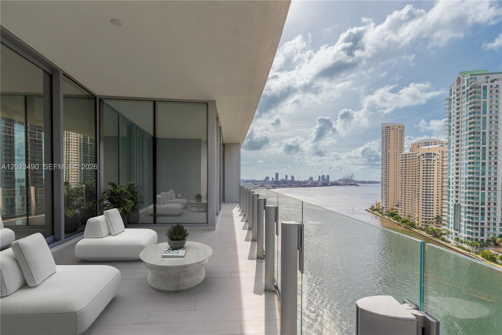 300 Biscayne Blvd Way 1704 photo 1