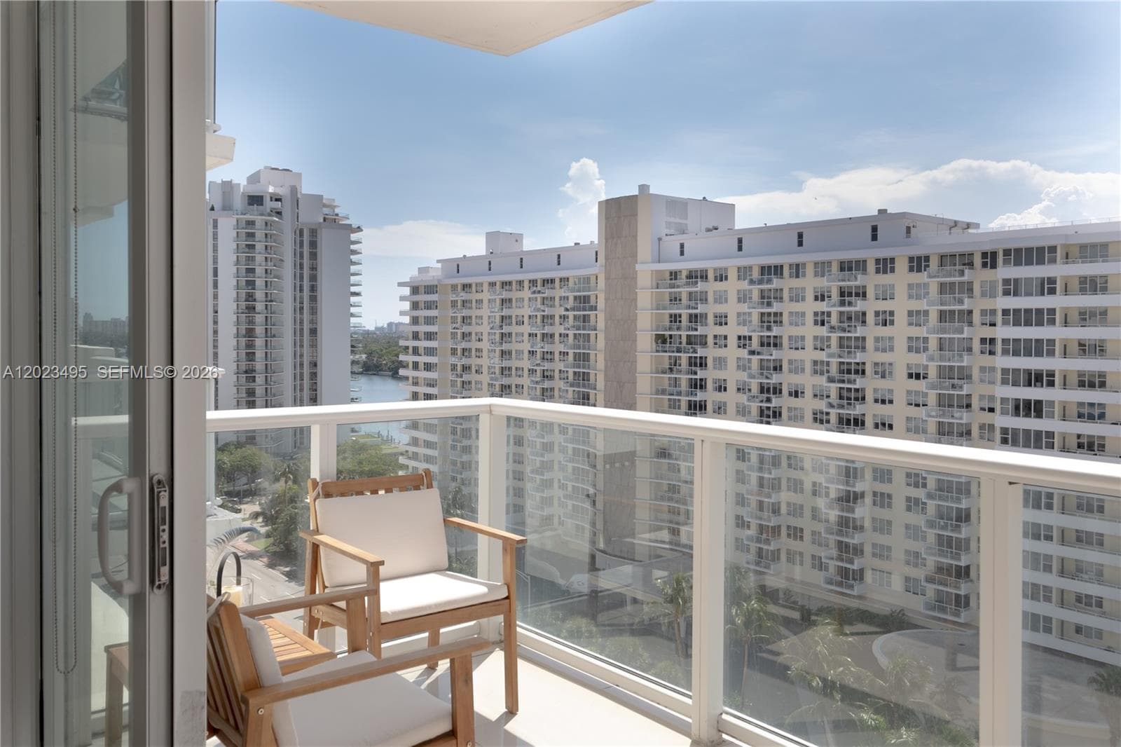 5601 Collins Ave 1420 photo 13