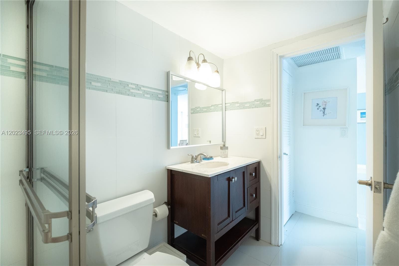 5601 Collins Ave 1420 photo 22