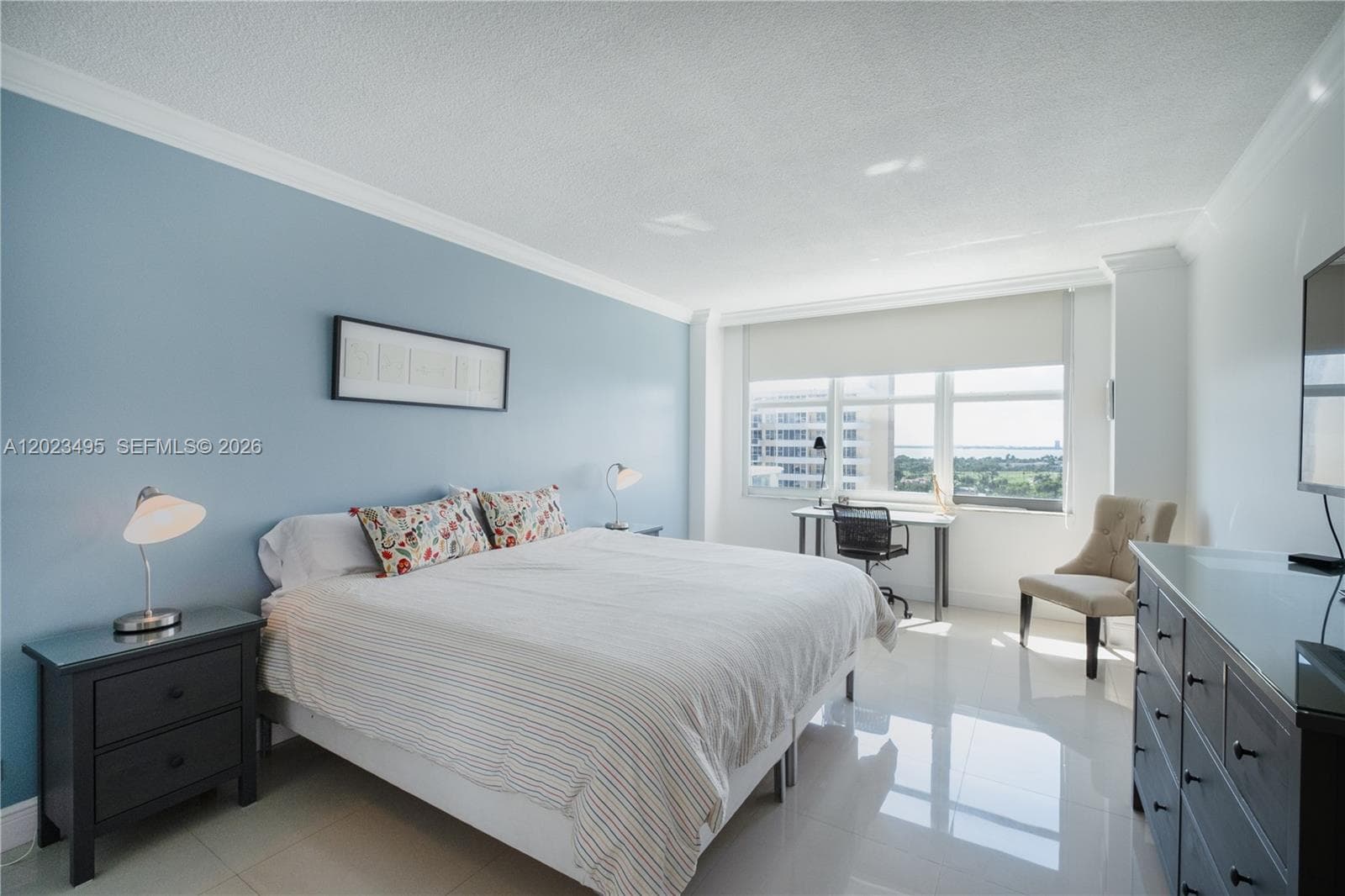 5601 Collins Ave 1420 photo 7