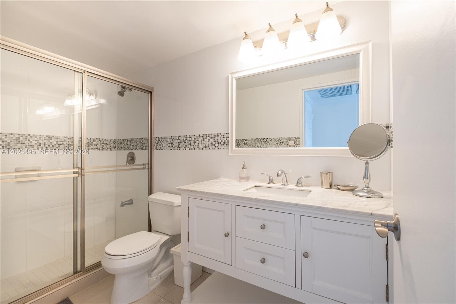 5601 Collins Ave 1420 photo 21