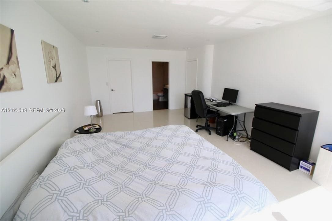 900 Bay Dr 1027 photo 12