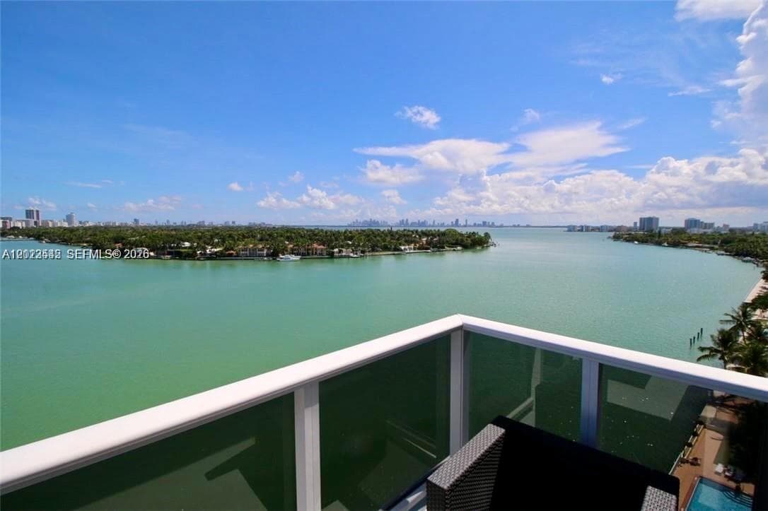 900 Bay Dr 1027 photo 10