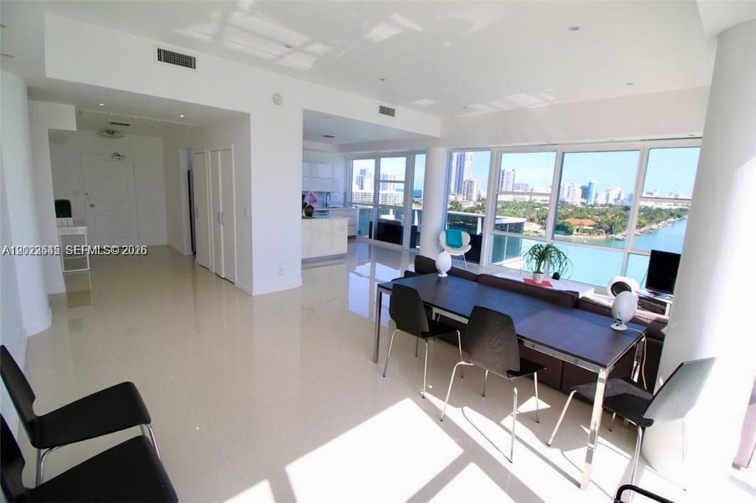 900 Bay Dr 1027 photo 8