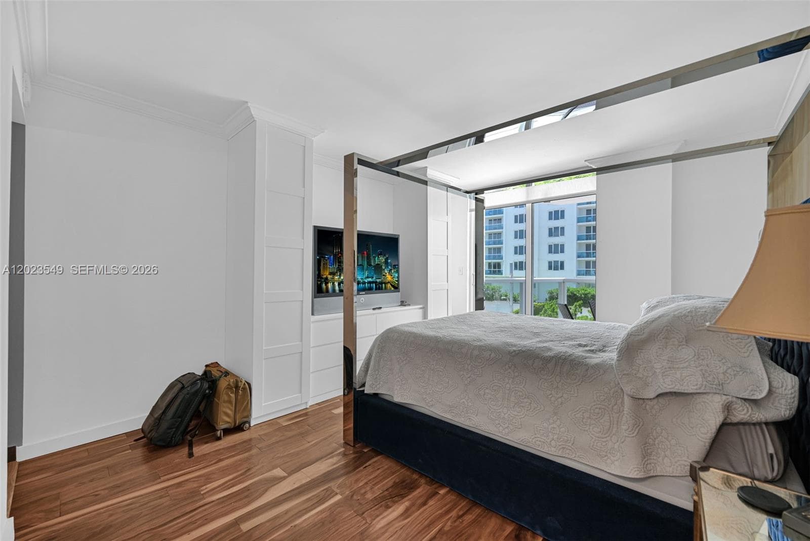 2401 Collins Ave 504 photo 16
