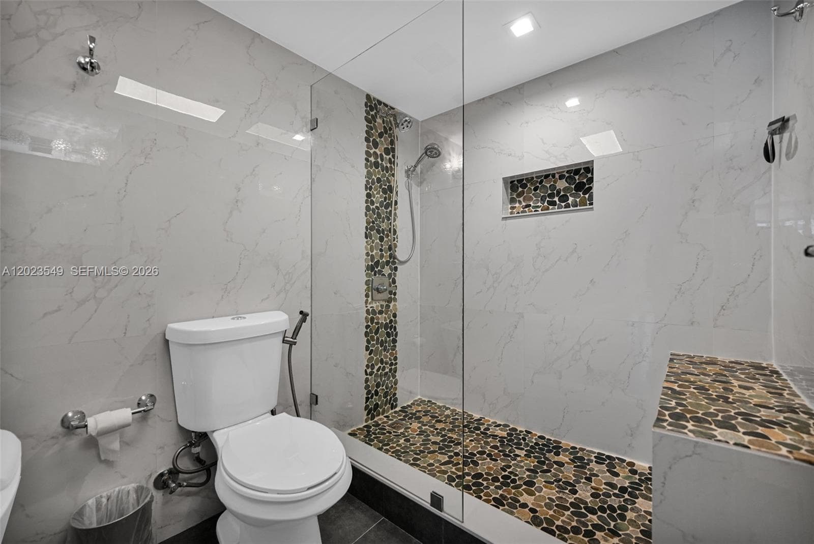 2401 Collins Ave 504 photo 20
