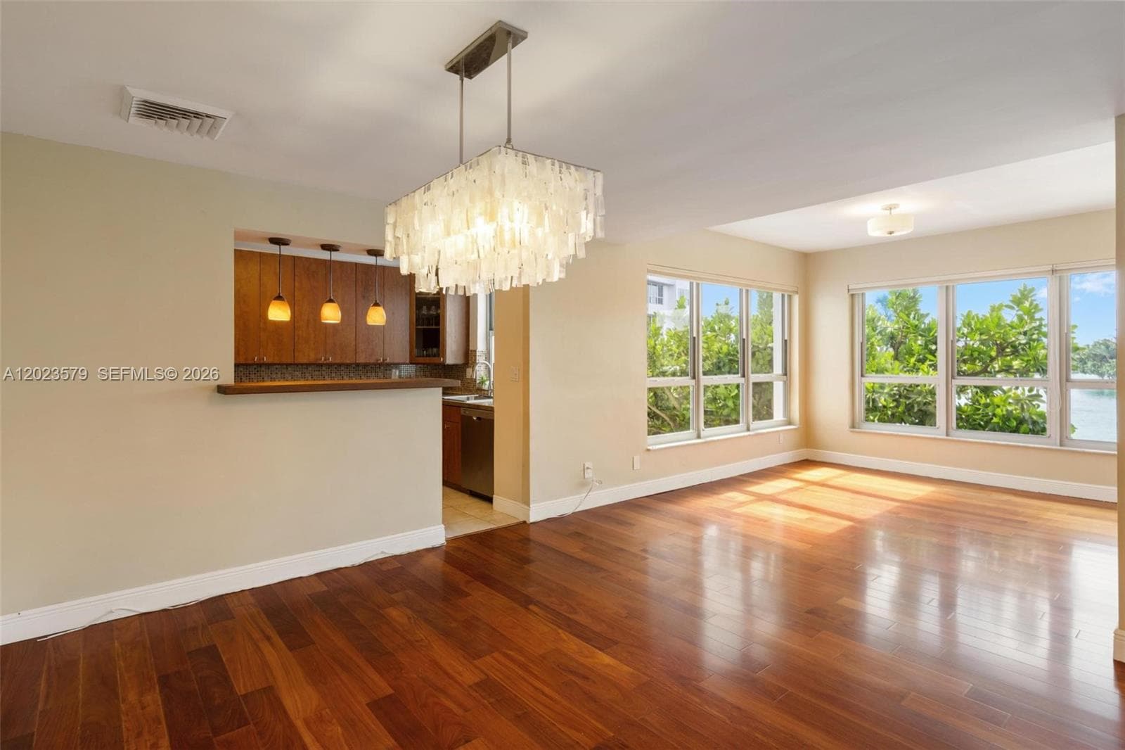 9102 Bay Harbor Dr 2-DW photo 12