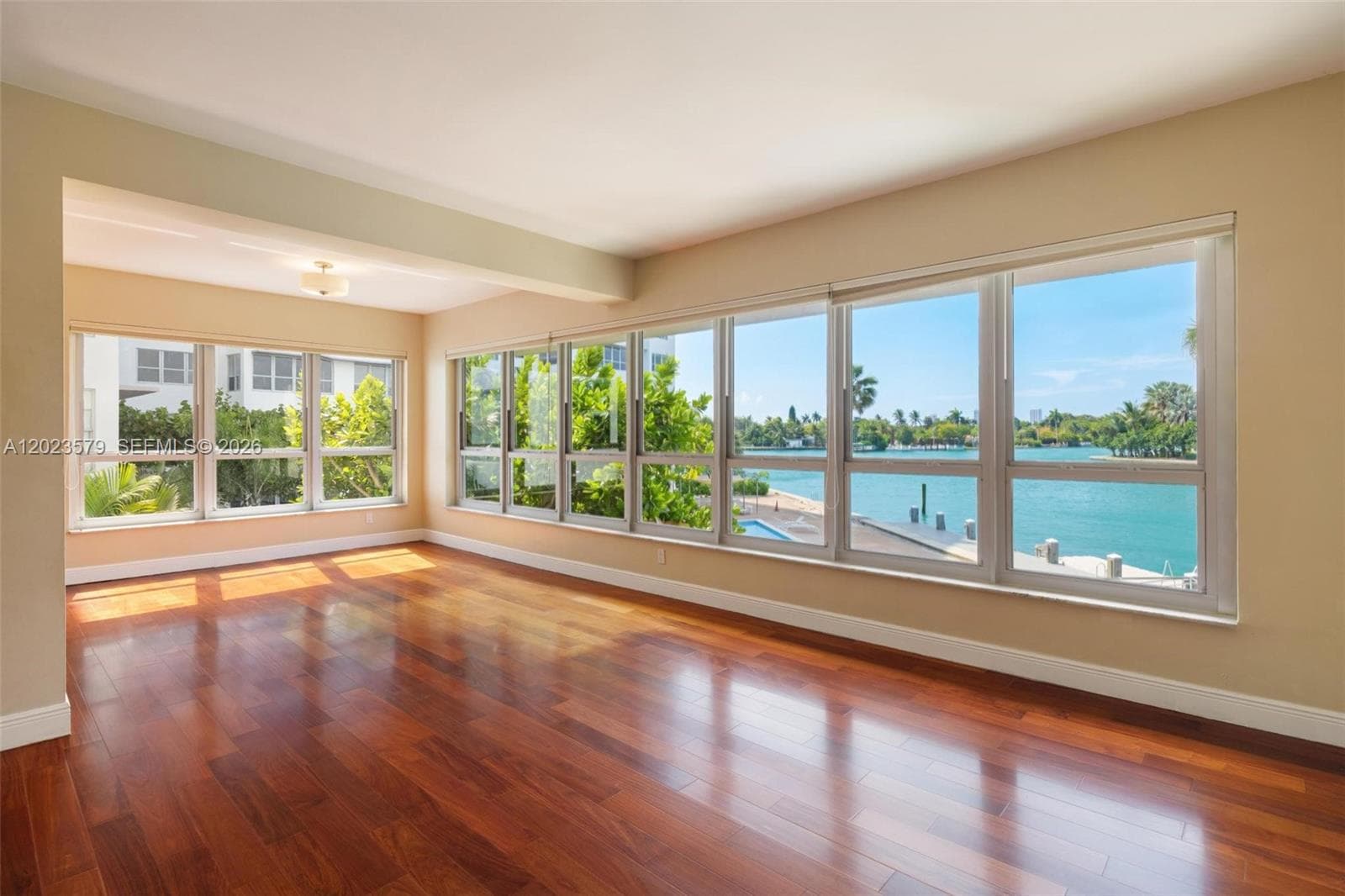 9102 Bay Harbor Dr 2-DW photo 8